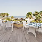 Hotel Aregai Marina & 4*