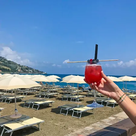 Hotell Aregai Marina & Santo Stefano al Mare