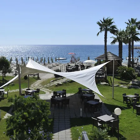 Aregai Marina & Hotel Santo Stefano al Mare