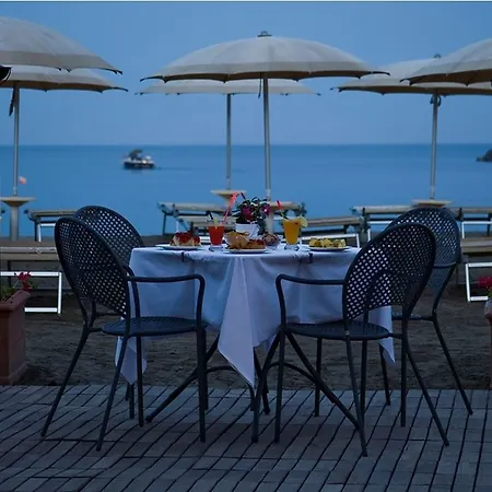 Aregai Marina Hotel&residence 4*