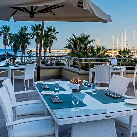 Aregai Marina & Hotel 4*