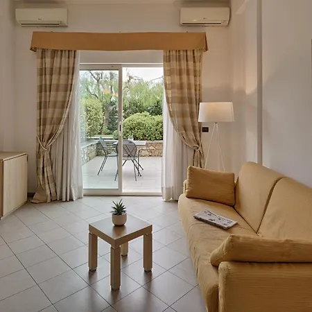 Aregai Marina & Santo Stefano al Mare