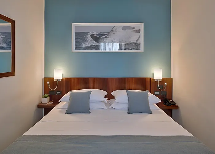 Hotel Aregai Marina &