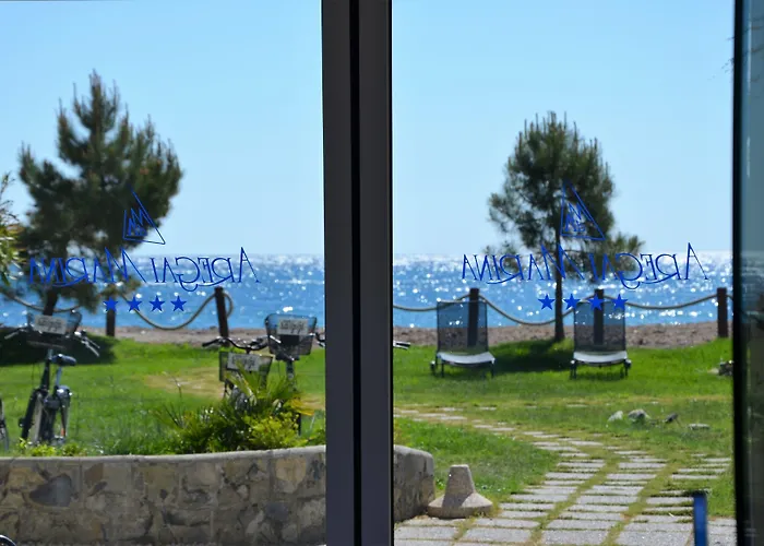 Aregai Marina & Santo Stefano al Mare