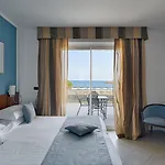 Aregai Marina & Santo Stefano al Mare