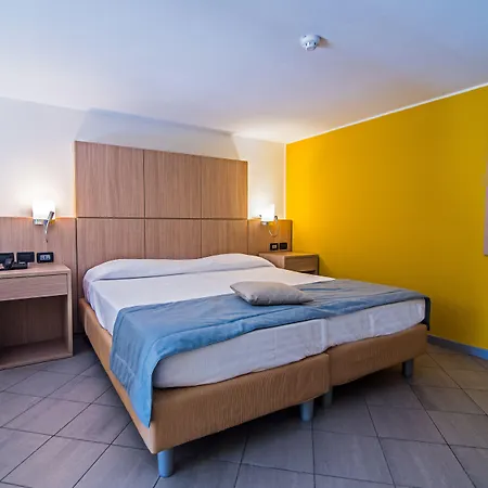 Otel Aregai Marina & Santo Stefano al Mare