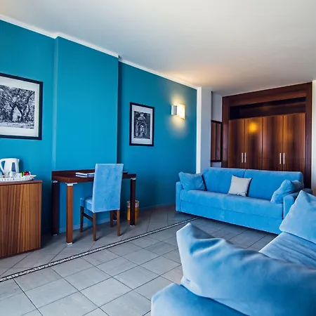 Aregai Marina Hotel&residence