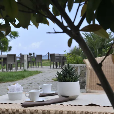 Aregai Marina & Otel