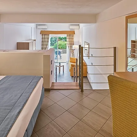 Otel Aregai Marina &