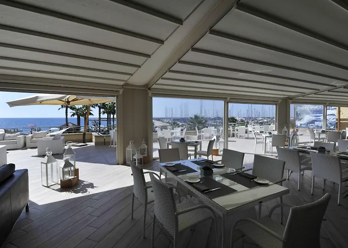 Aregai Marina & 4* סנטו סטפנו אל מארה