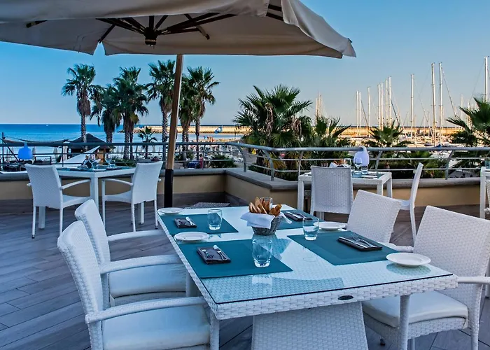 Aregai Marina Hotel&residence Hotel 4*